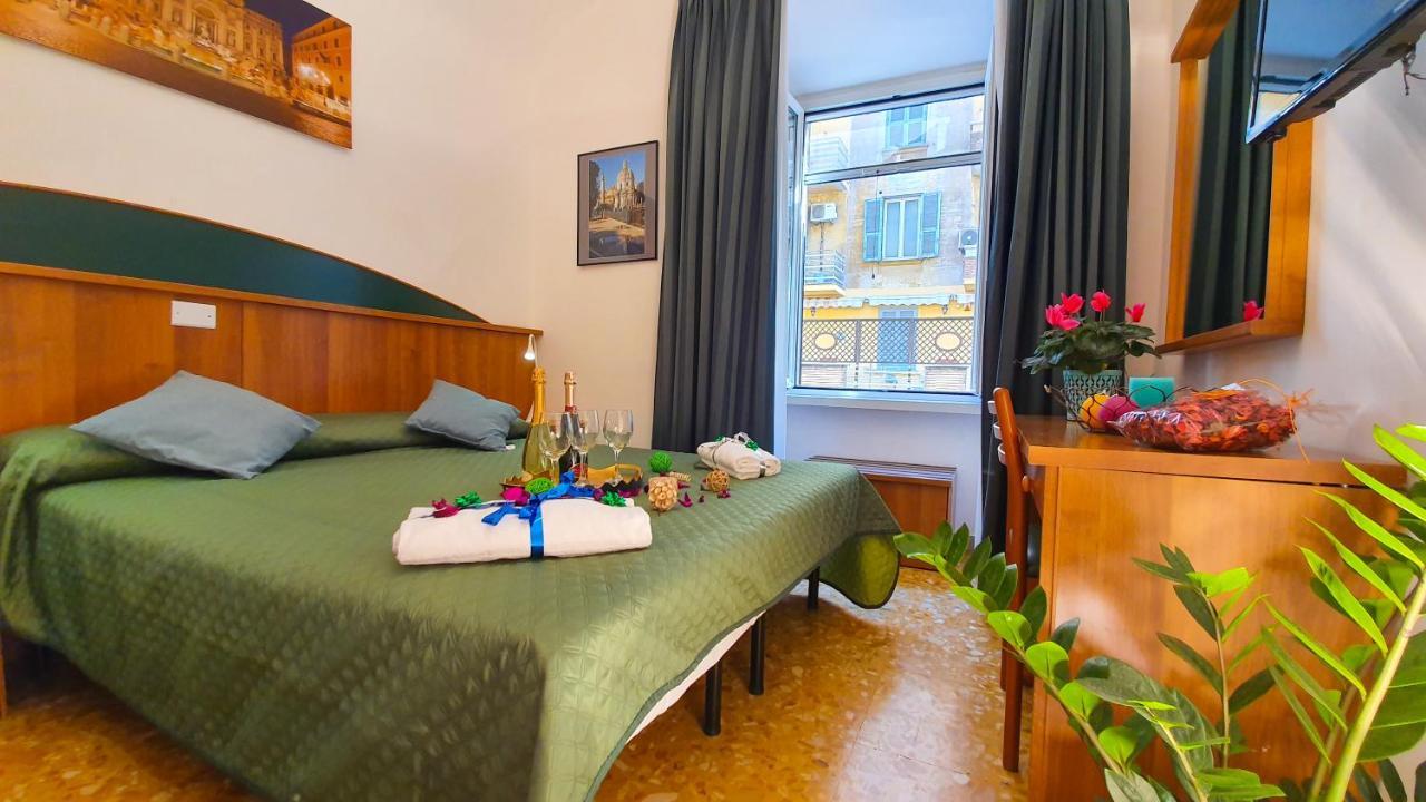 Hotel A Casa Simpatia - A Richiesta Parcheggio Gratuito ! Řím Exteriér fotografie