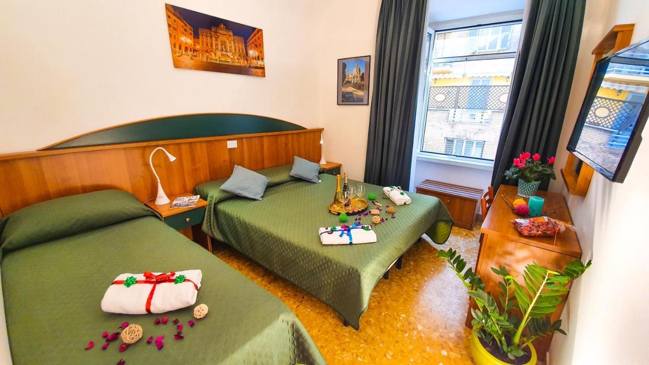 Hotel A Casa Simpatia - A Richiesta Parcheggio Gratuito ! Řím Exteriér fotografie